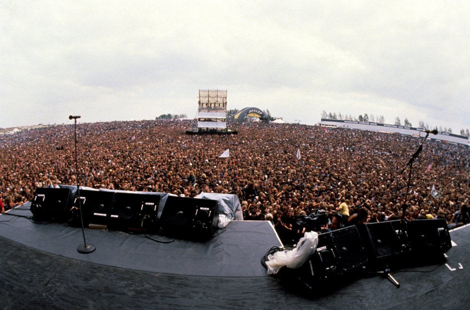 monsters-of-rock-1991-let-me-see-your-hands-rock-s-biggest-gigs-ever